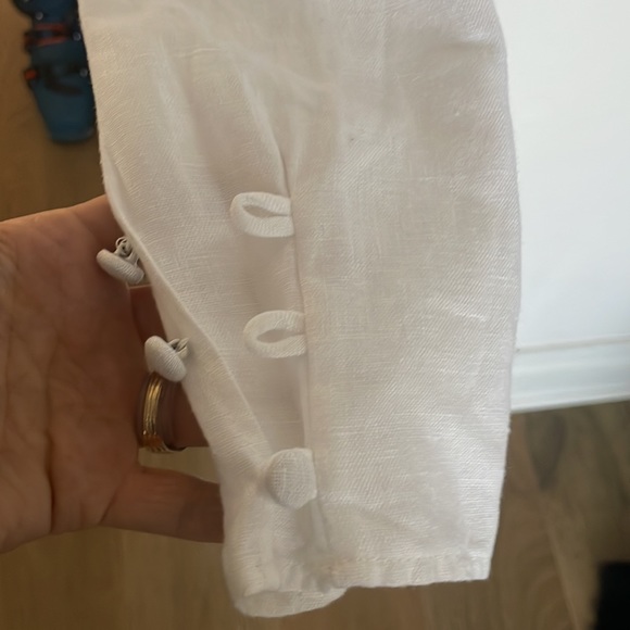 White linen blouse - Picture 3 of 4